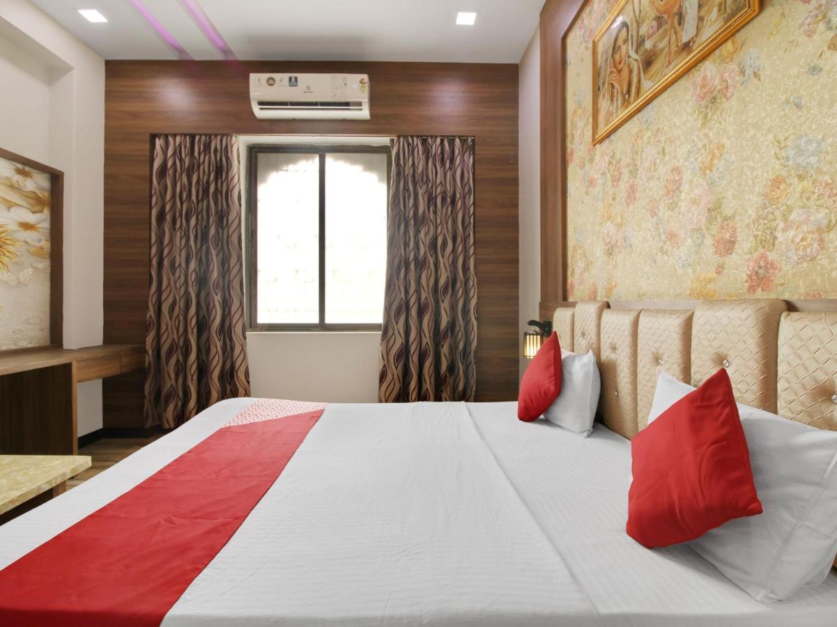 Hotel Delight Mumbai Exterior photo